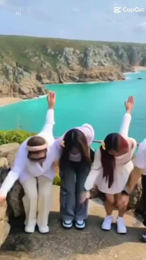 @Rai😂