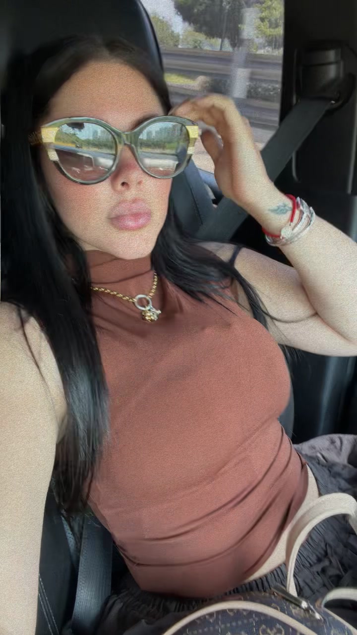 @PAULINA VICTORIA ✌️