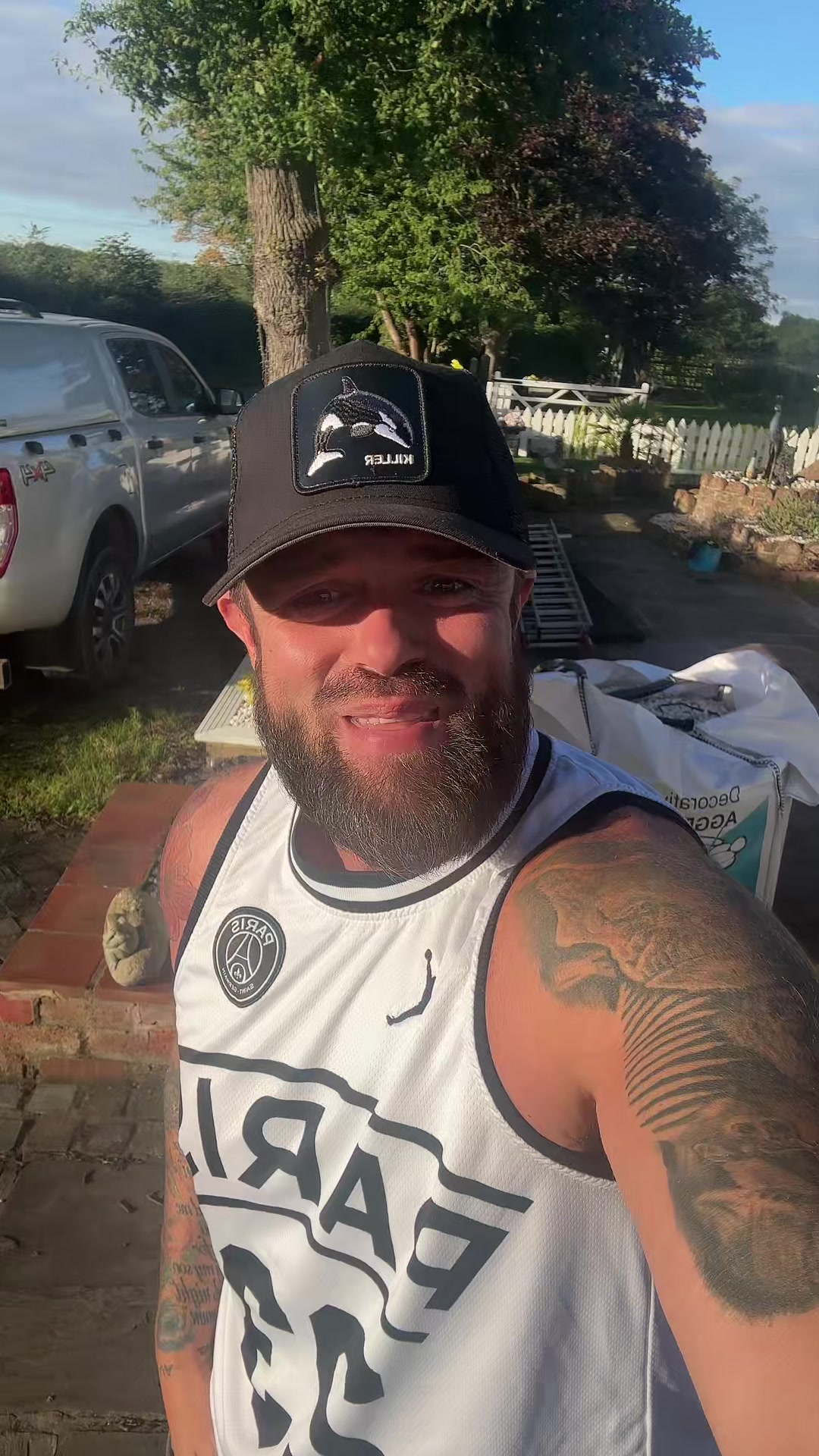 @bighandsomeunit