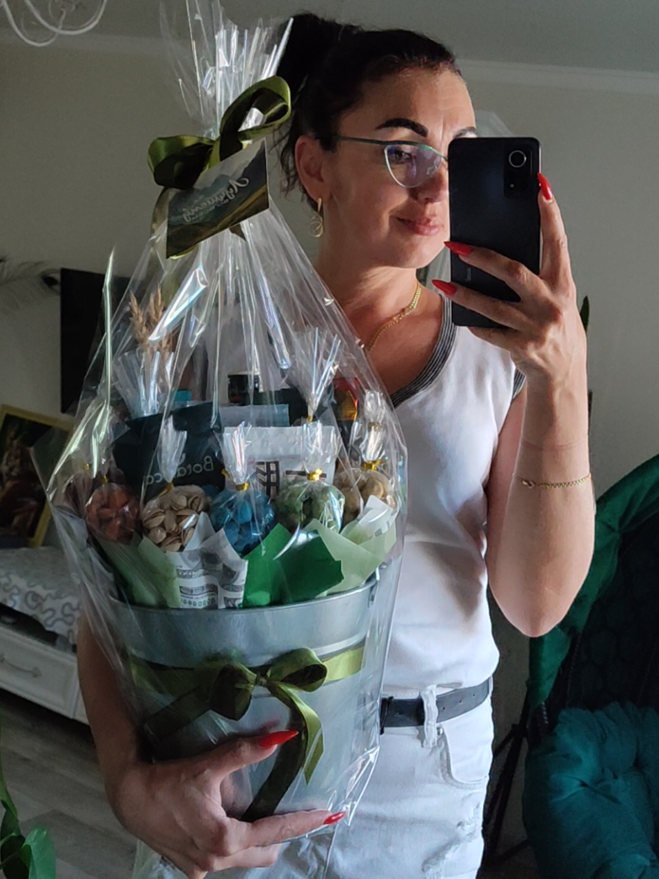 @Юлия 💐