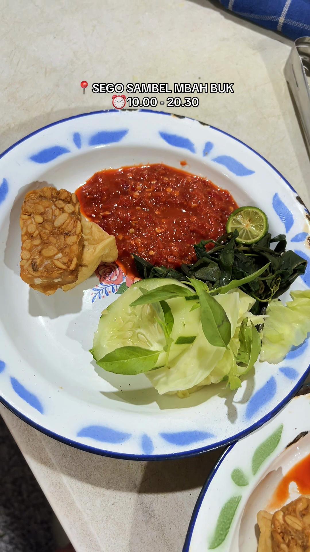 @Sego Sambel Mbah Buk