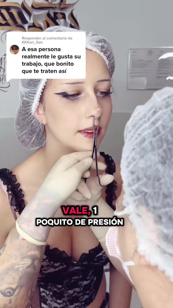 @Reina Reyes