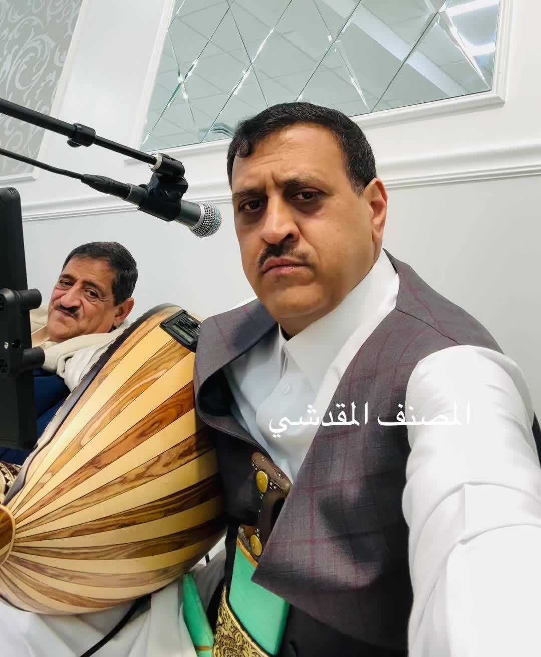 @عبدالرحمن الاخفش