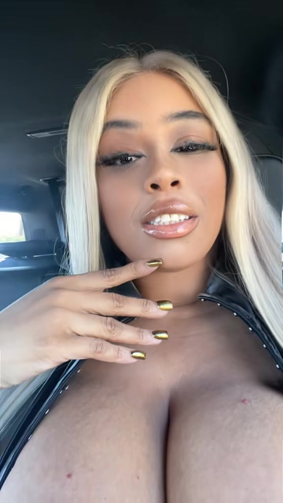 @Shotglassfullofglitter