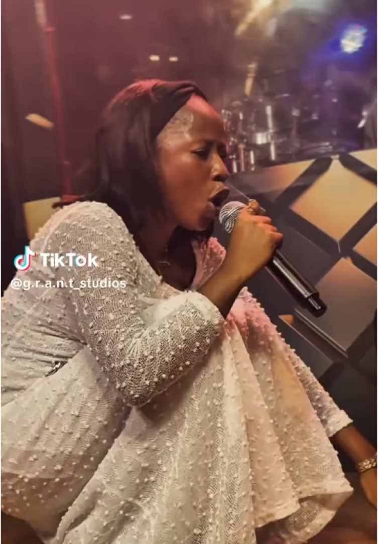 @Deborah_temitope