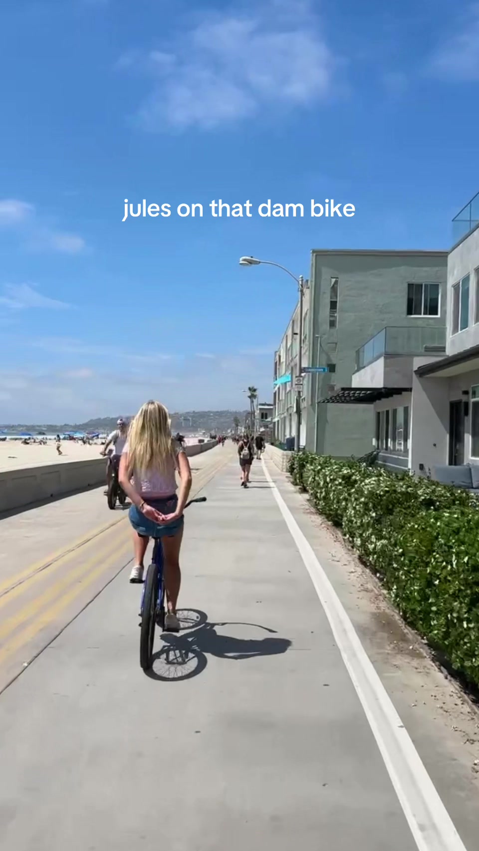 @Emily_vbk1