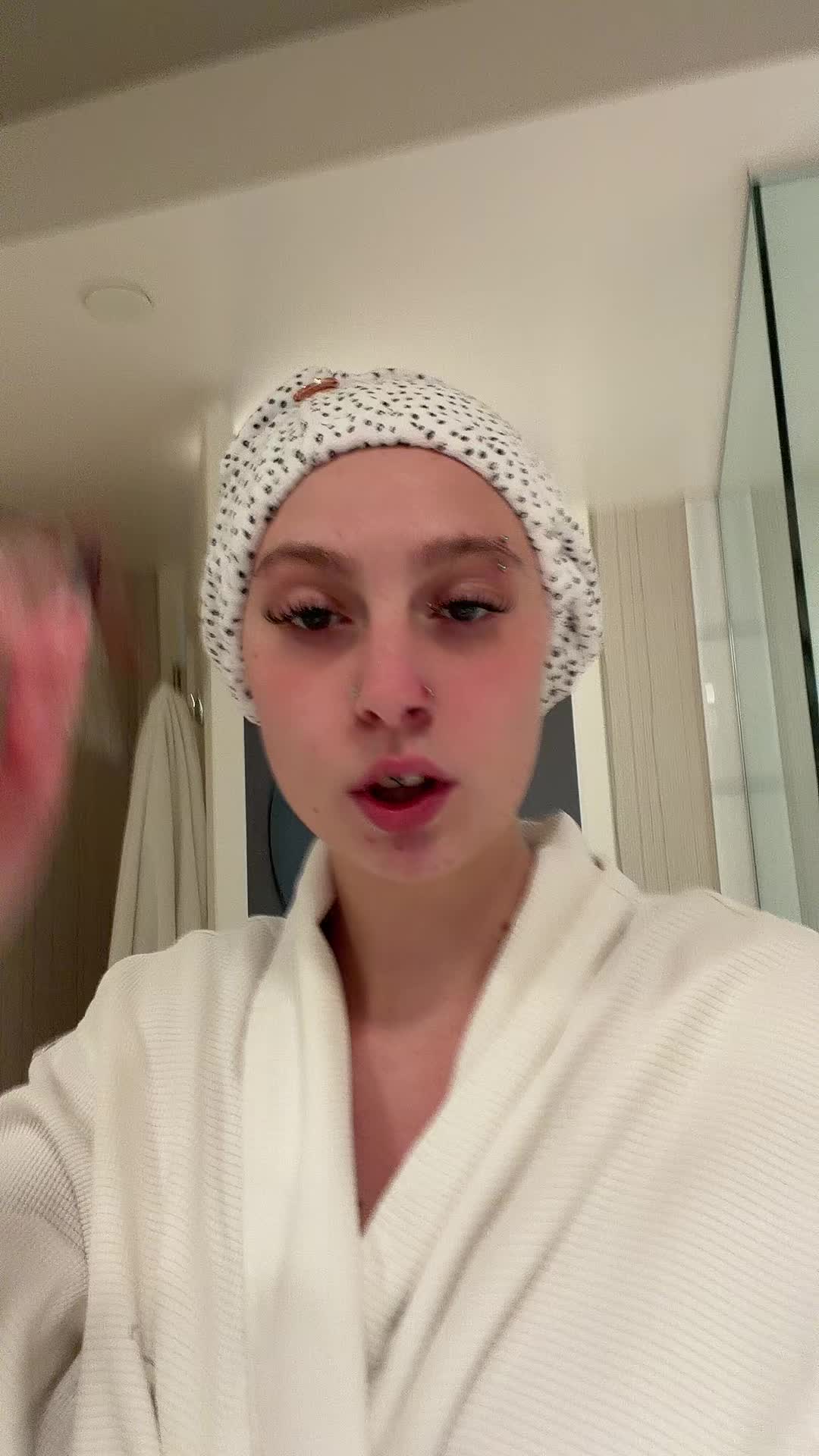 @adriana