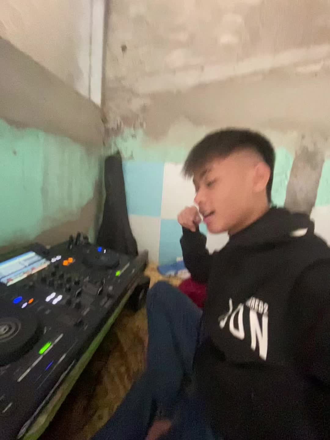 @Anh Tân 👾