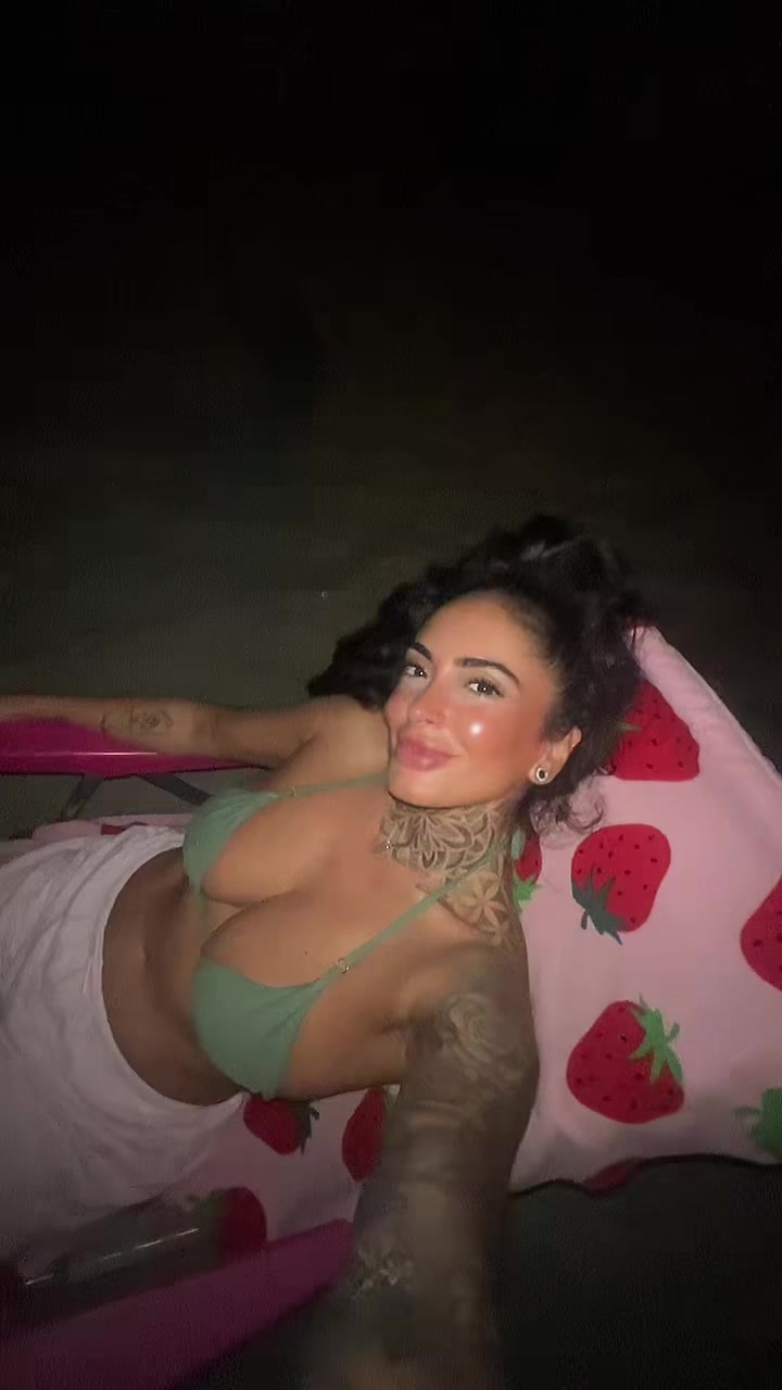 @𝒮 𝒶 𝓇 𝒶✨