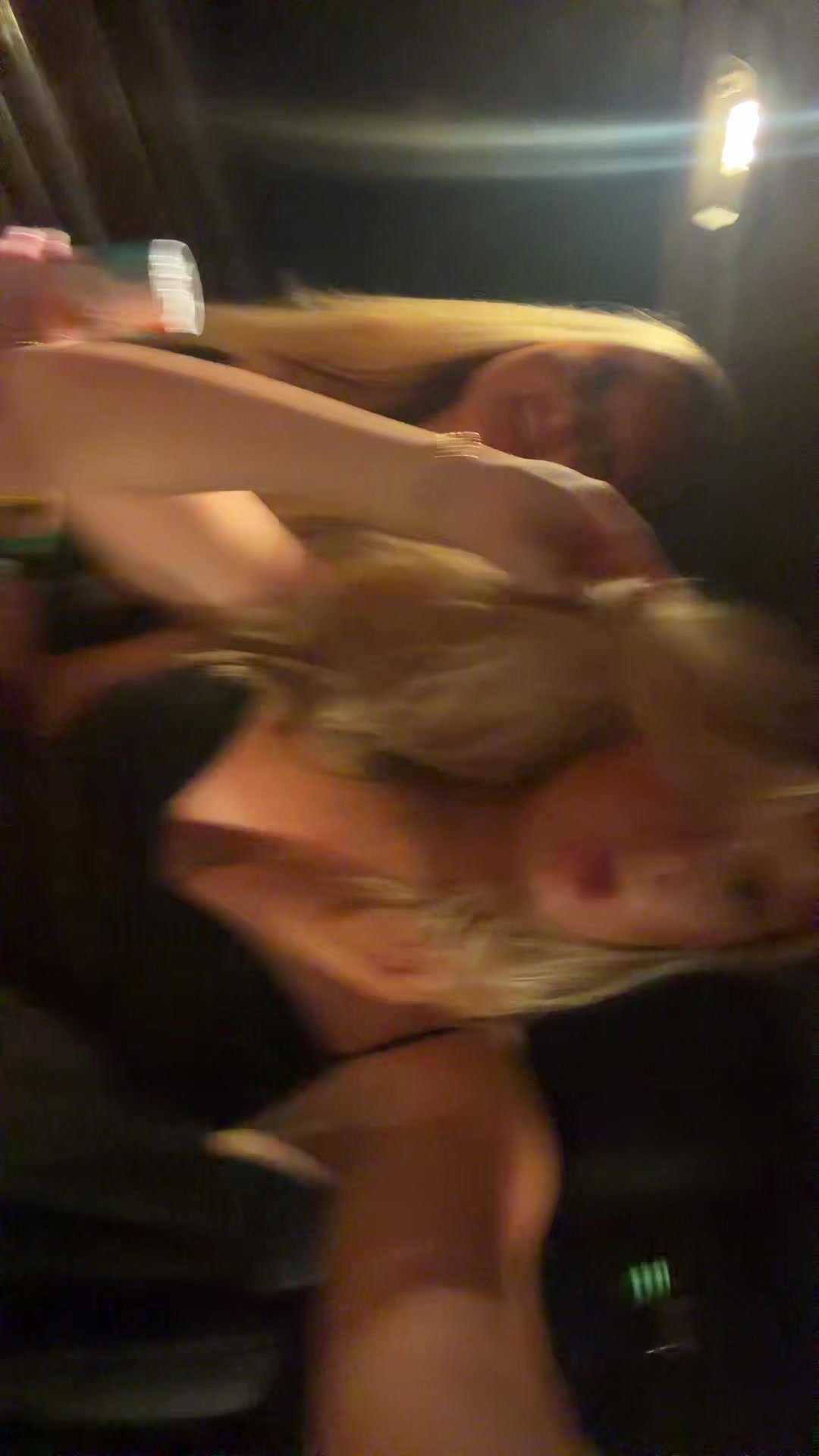 @mollywillmann