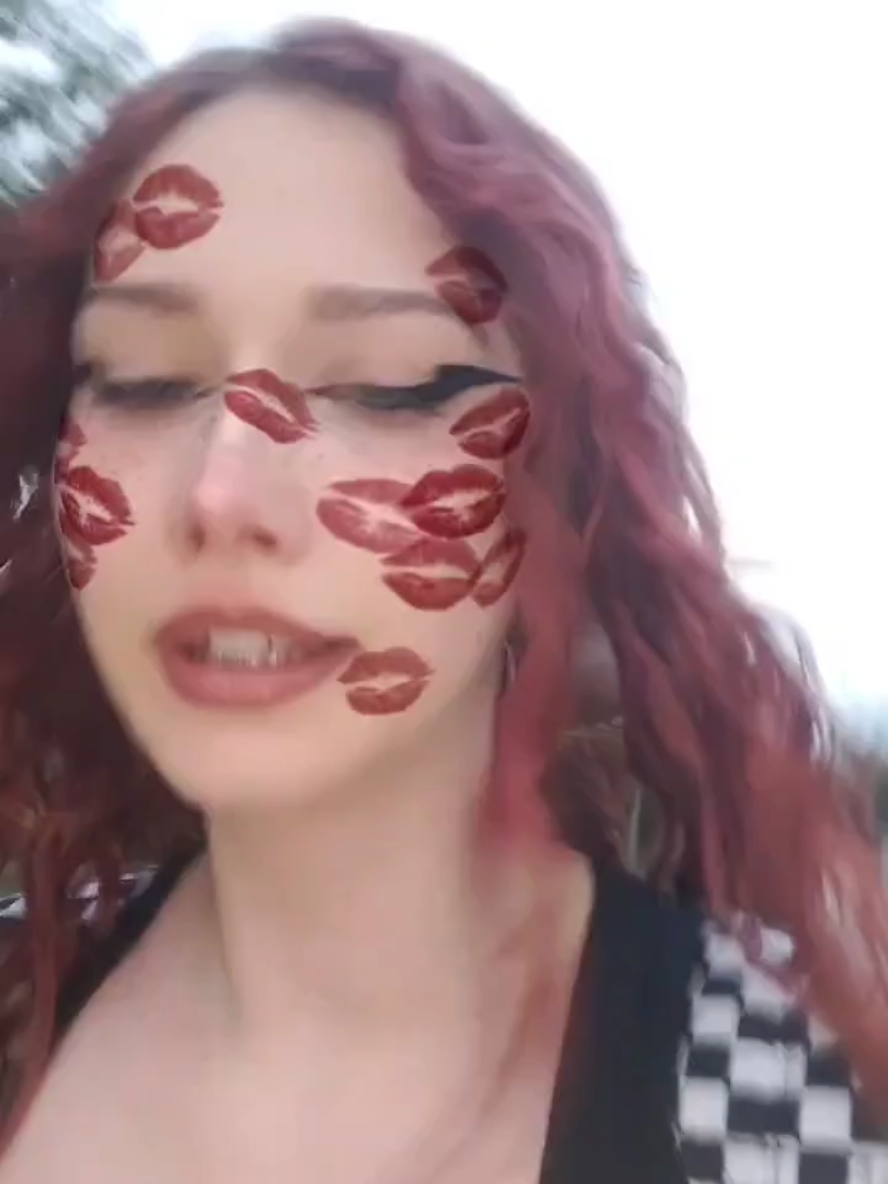 @𝖒𝖆𝖗𝖎𝖆.