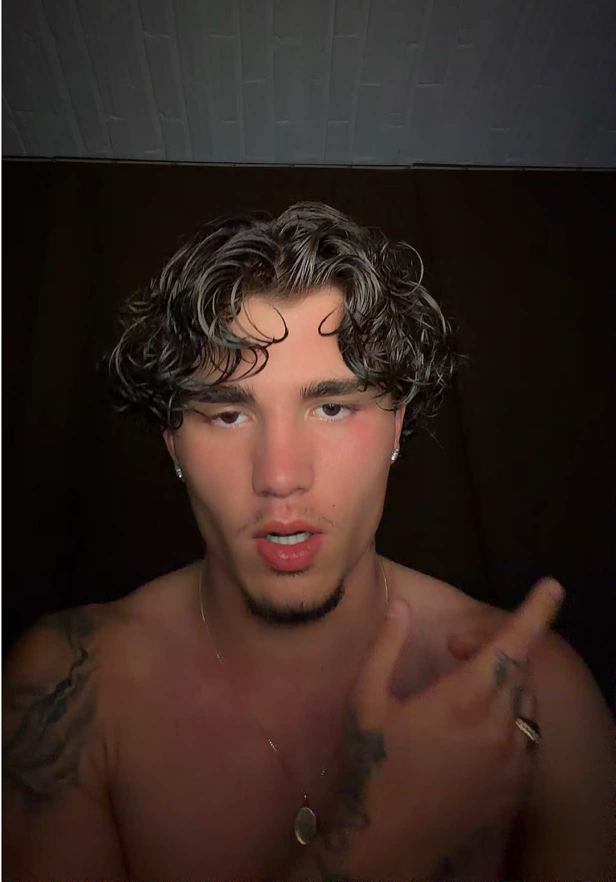 @&AElig;