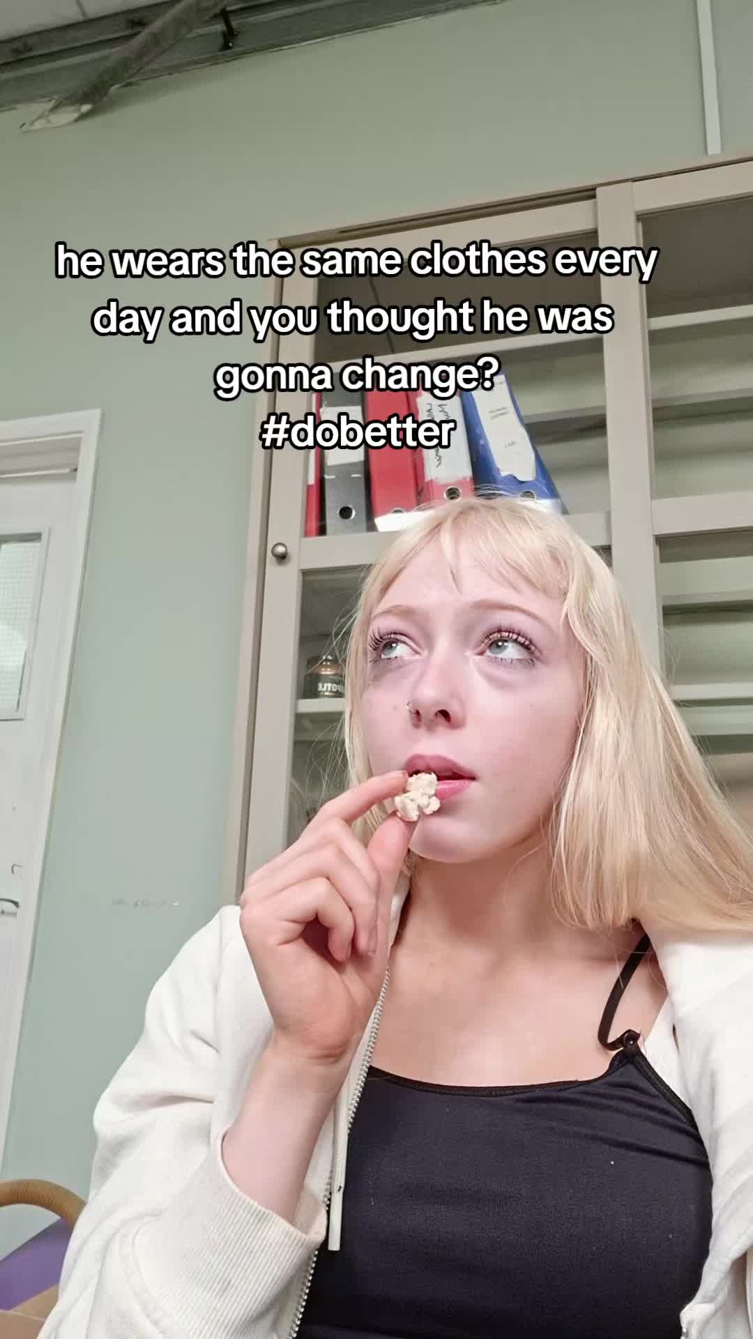 @️