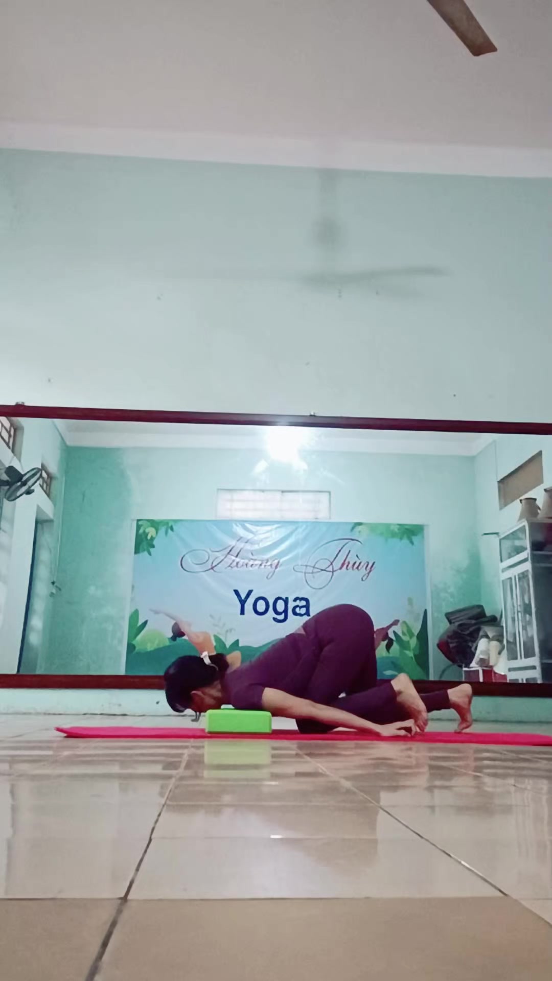 @Hoàng Thùy Yoga💯
