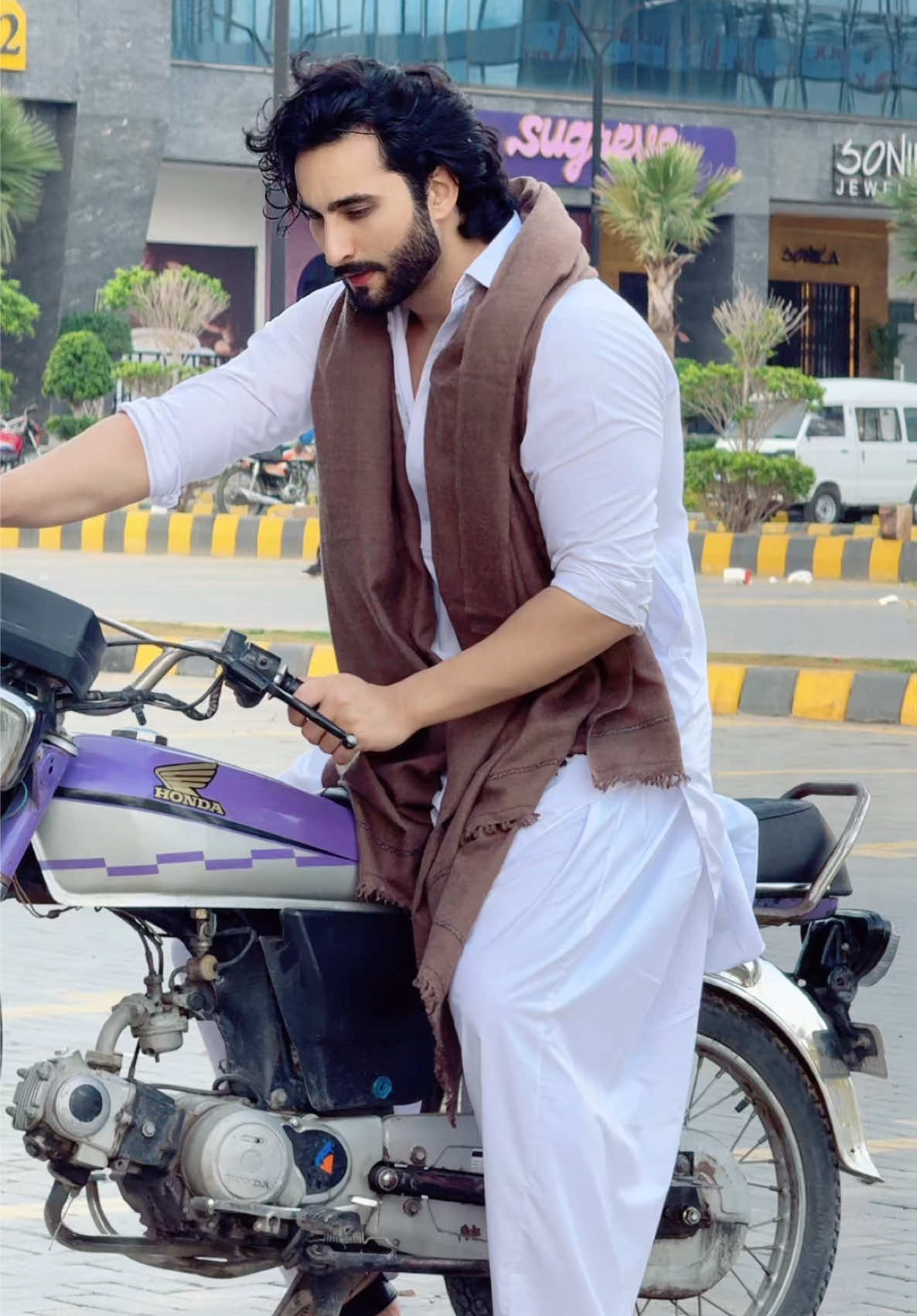 @Asad ali |🇵🇰