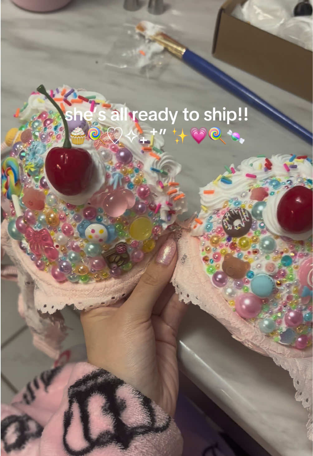 @undoing the laces 🧁🎀