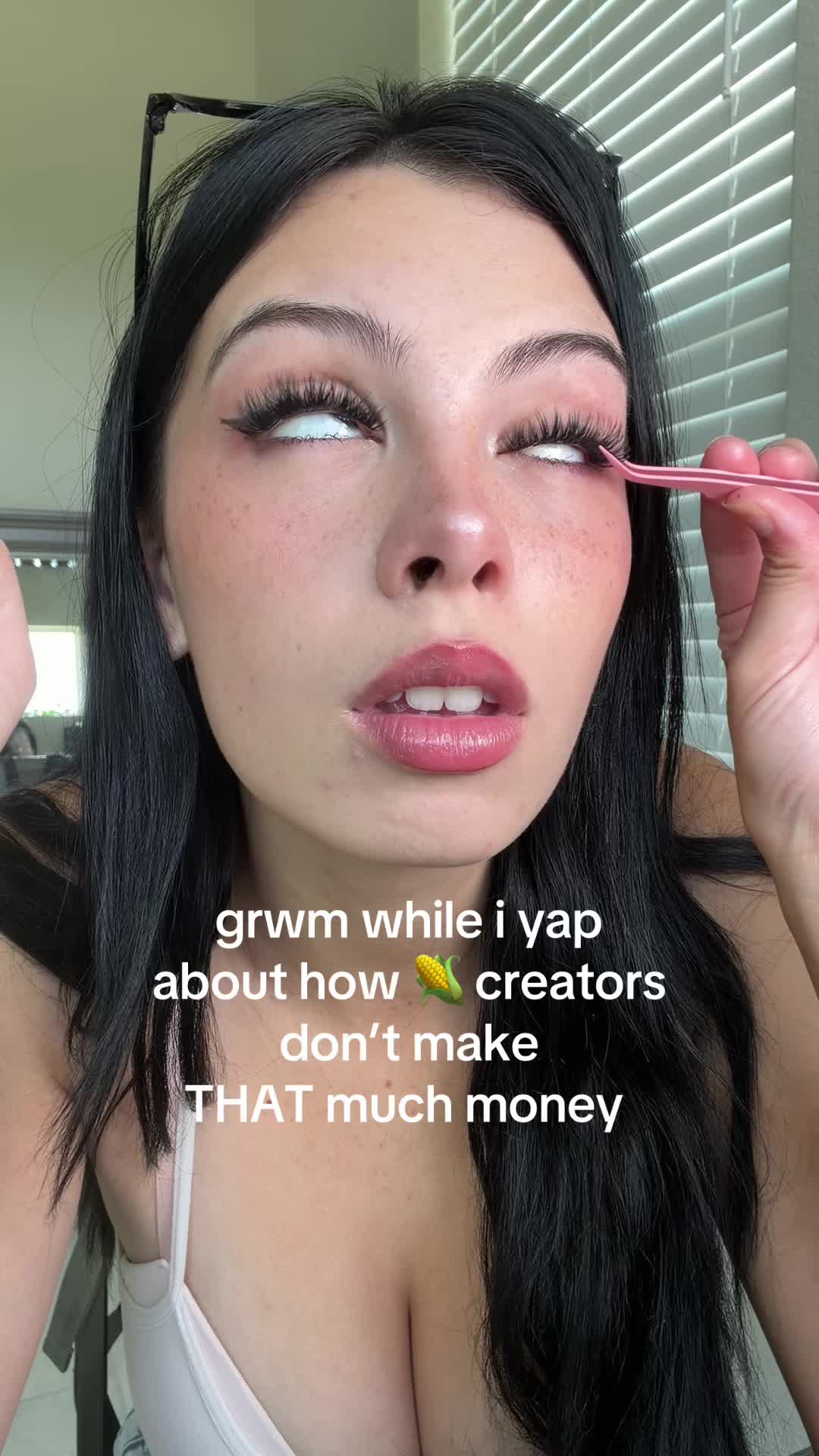 @aviva fox
