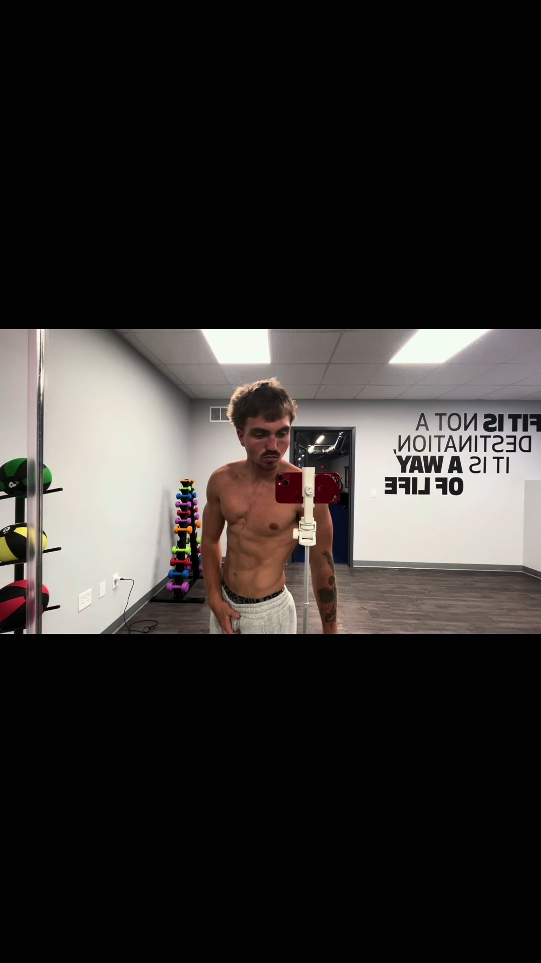@cutwithpax