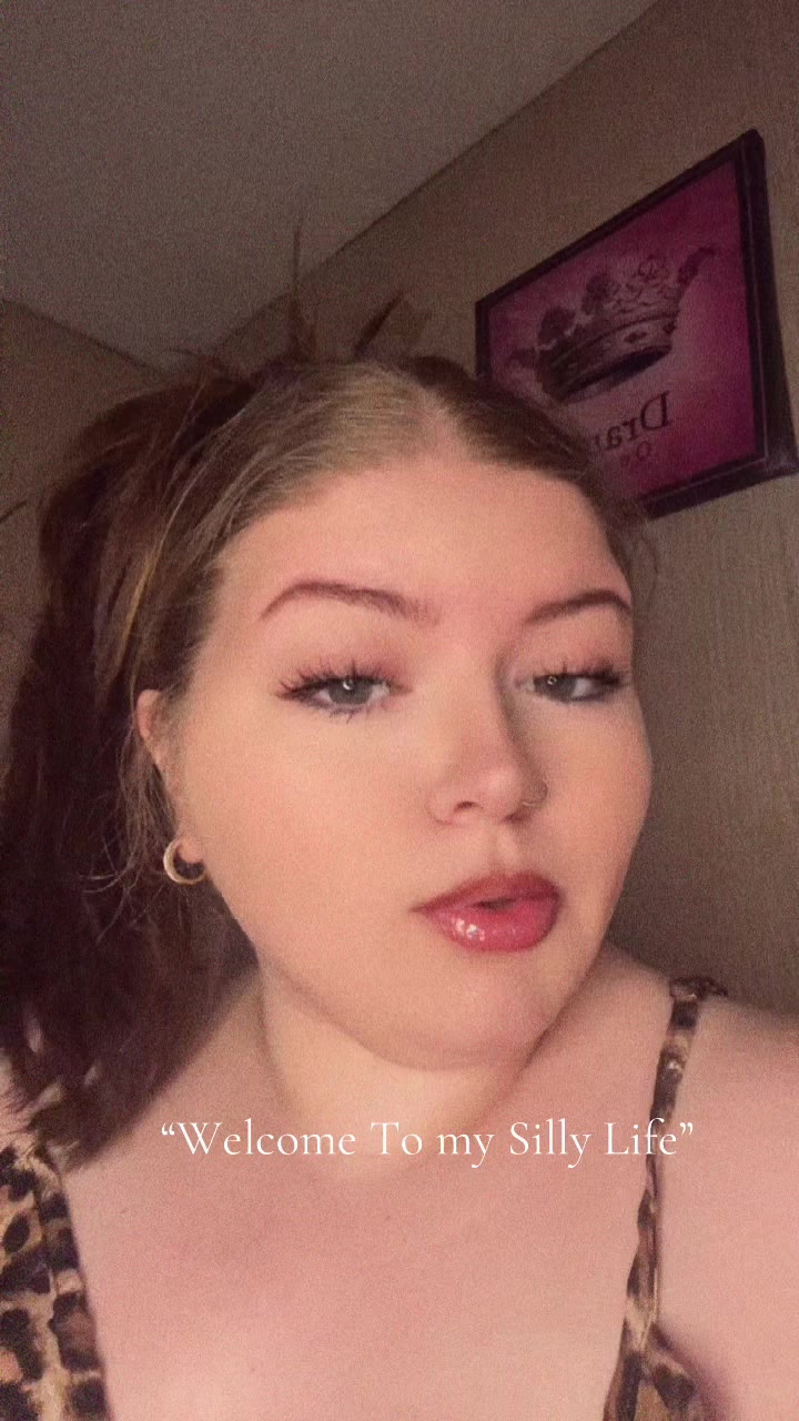 @𝒳𝑜𝓍𝑜.𝐵𝓇𝑒𝑒🦋♡