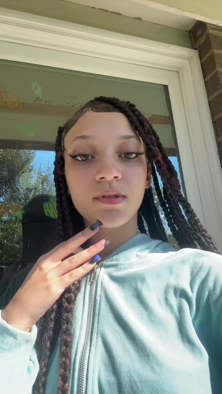 @😱