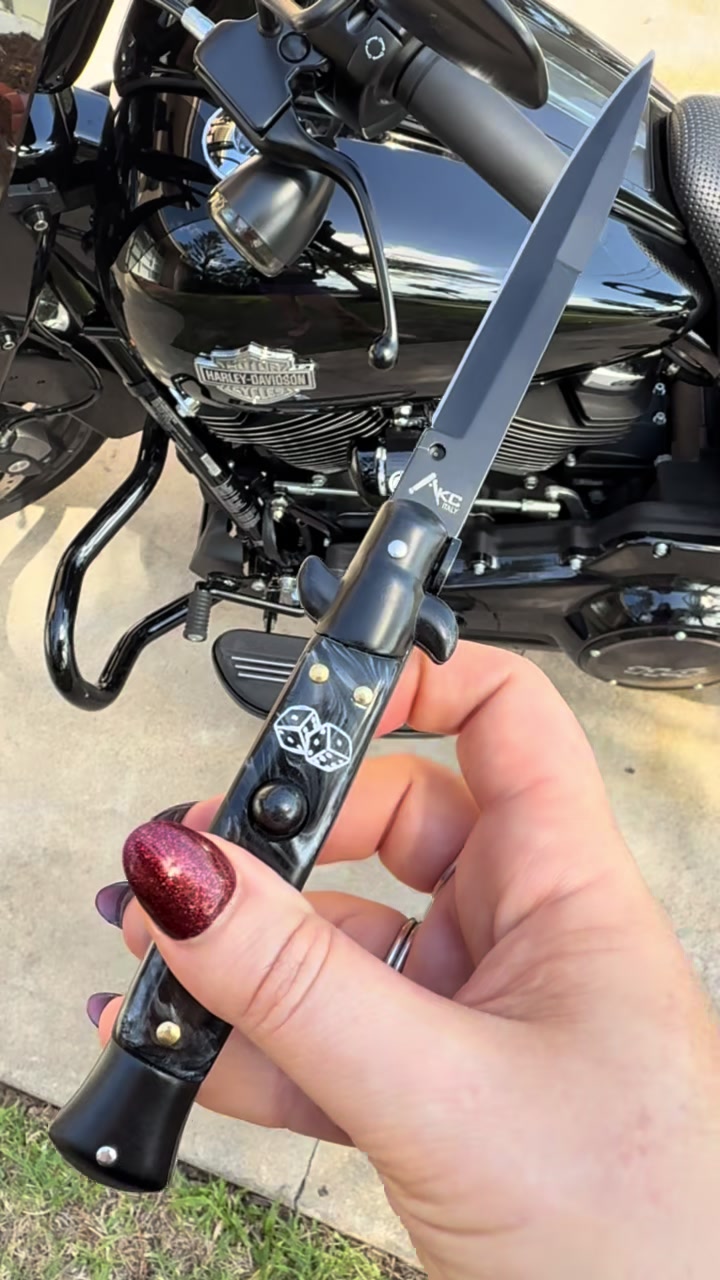@Wet Wizard Custom Engraving