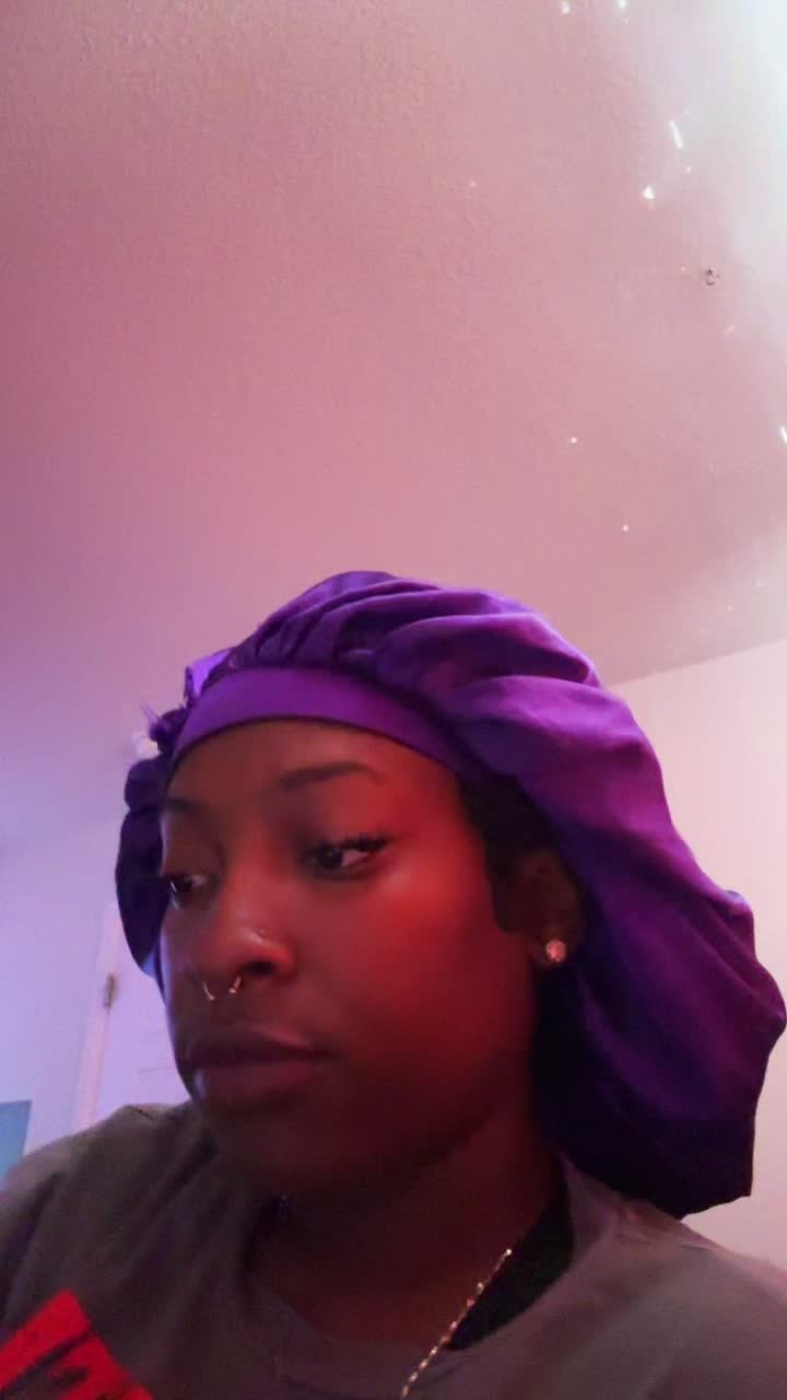 @La'Nae Bae