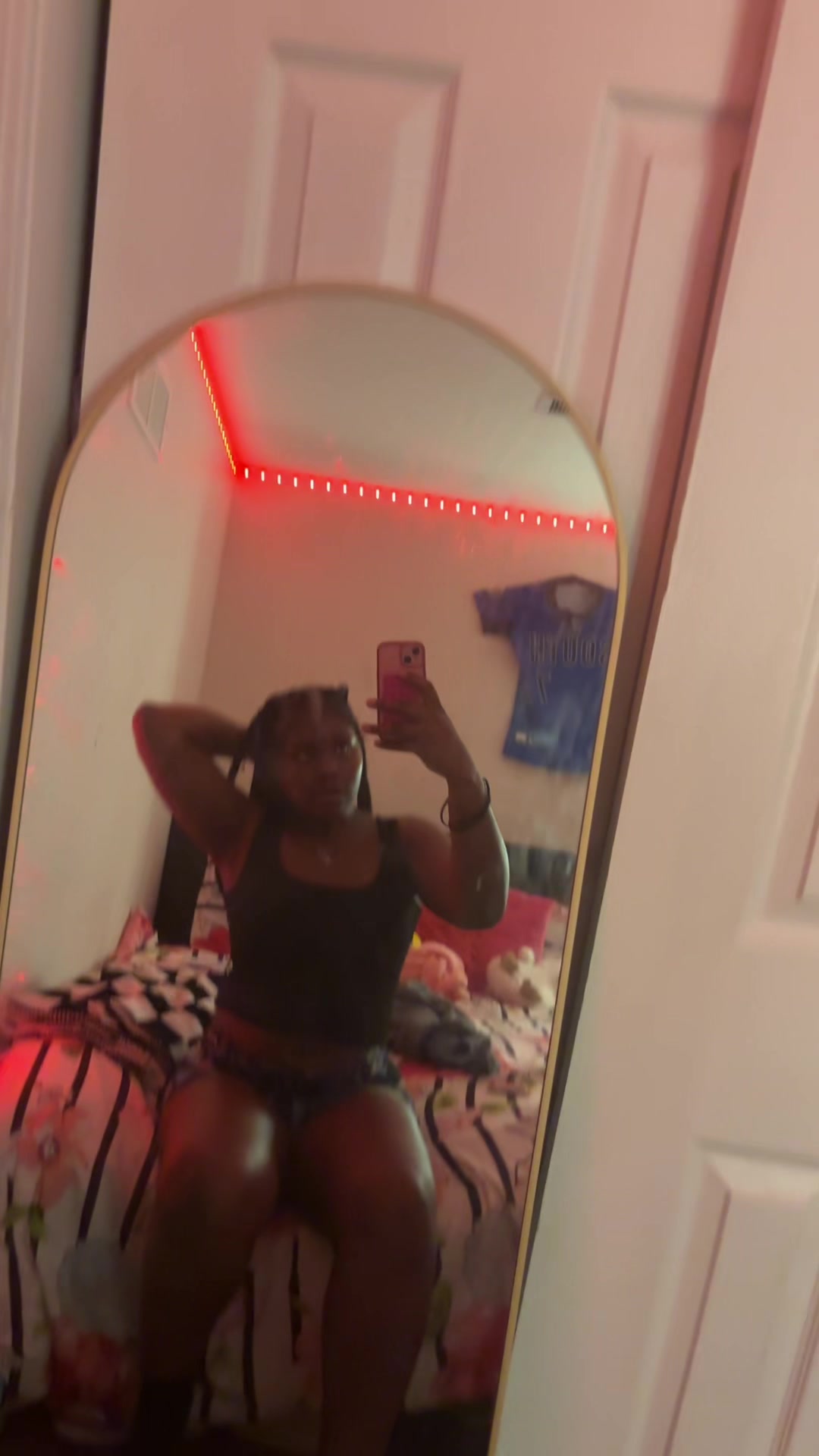 @queen.