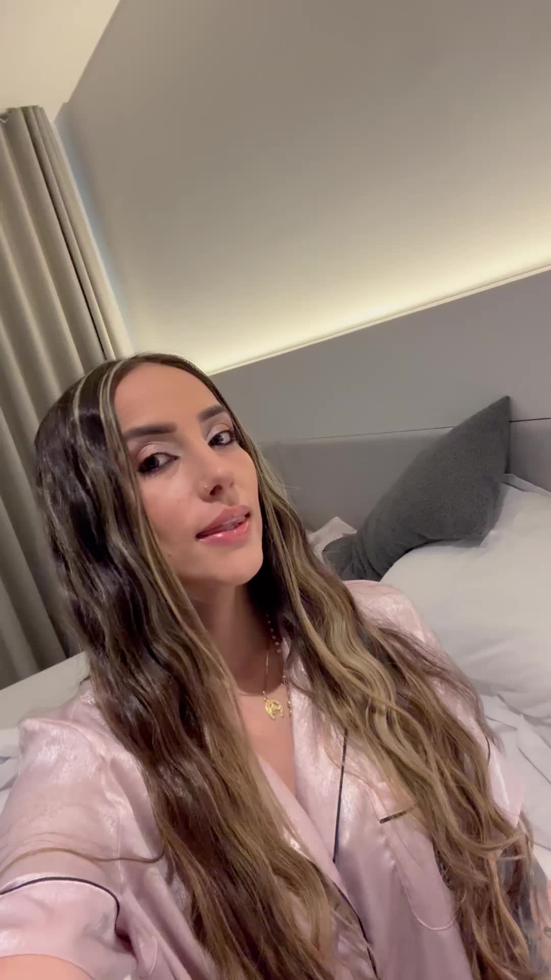 @Paola_londonoo