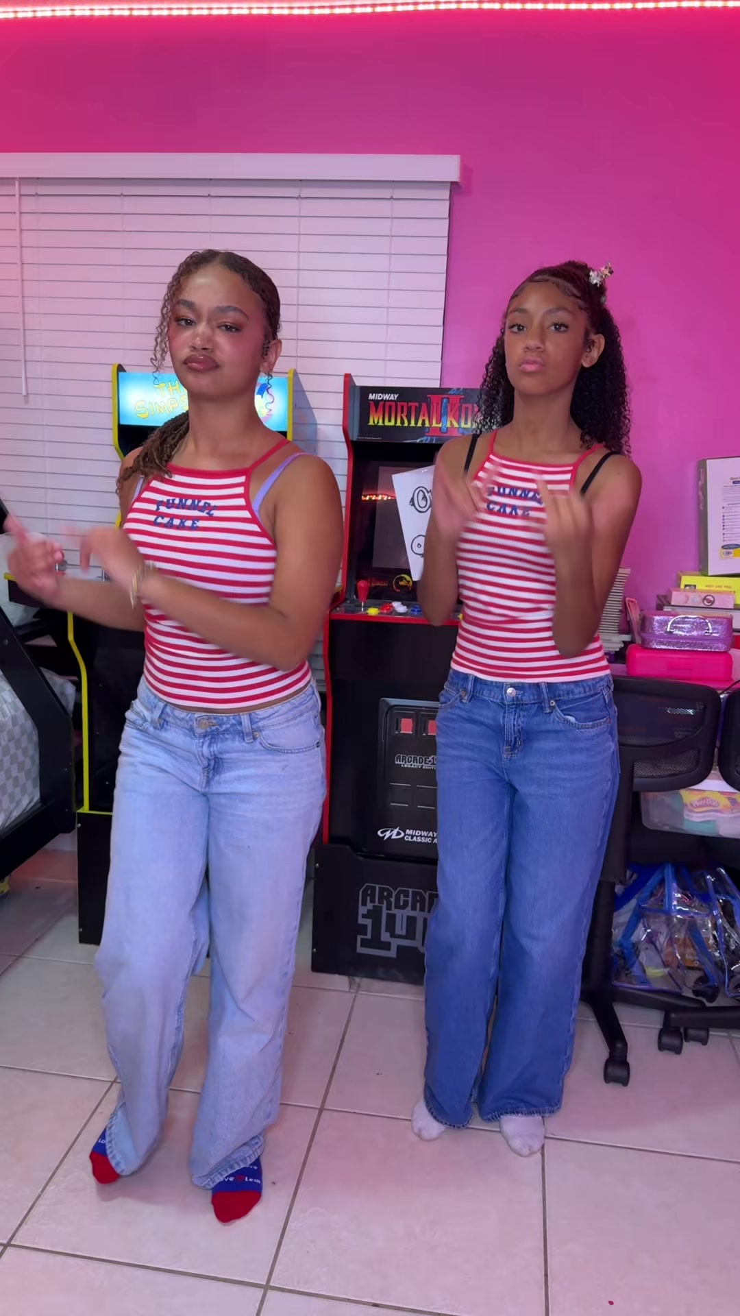 @DemDaddysGirls4