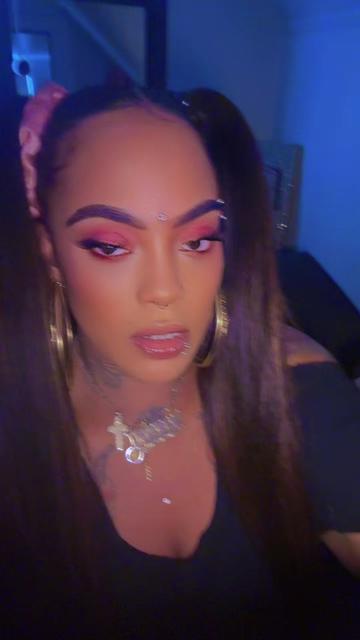 @Everybody haaaateess &ldquo;Sonya D&rdquo;