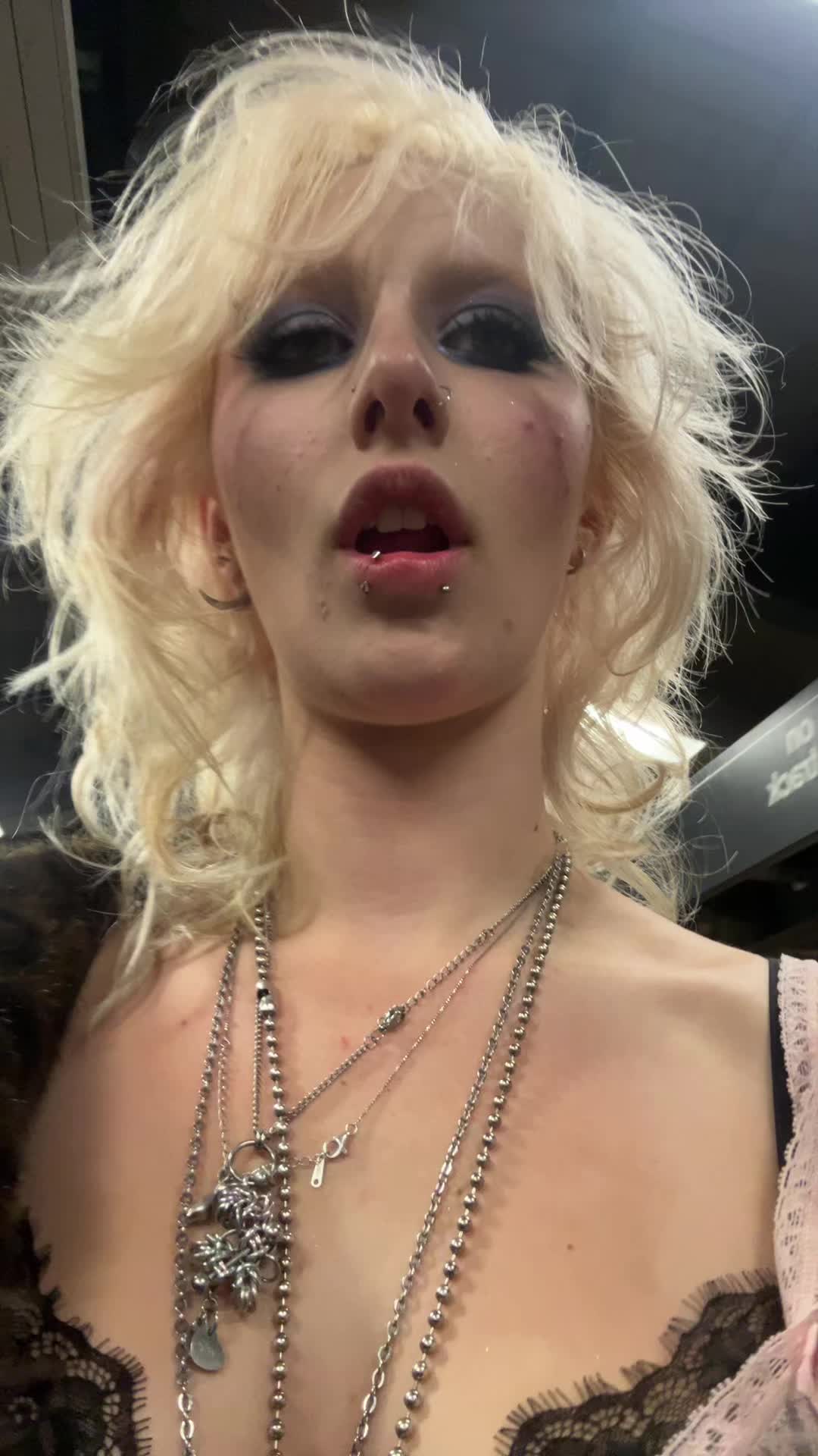 @nyx