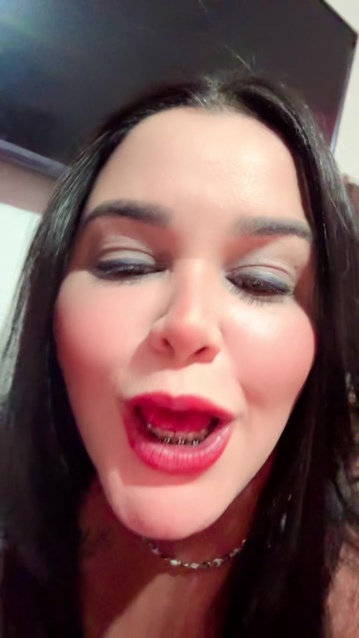 @anais