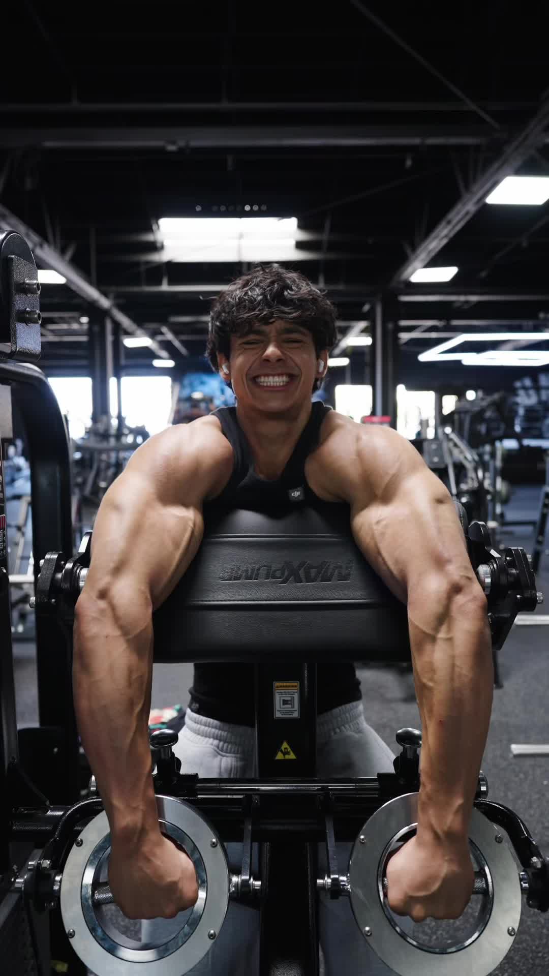 @josiahhduran