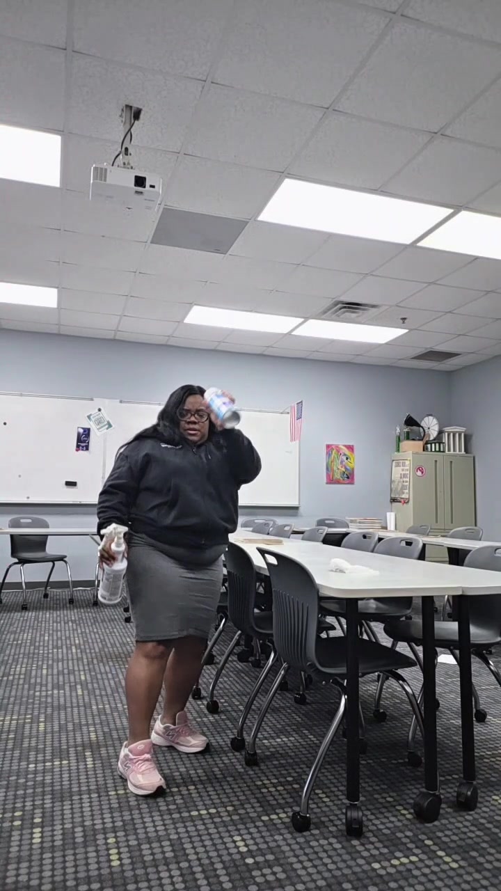 @Skoolteacha