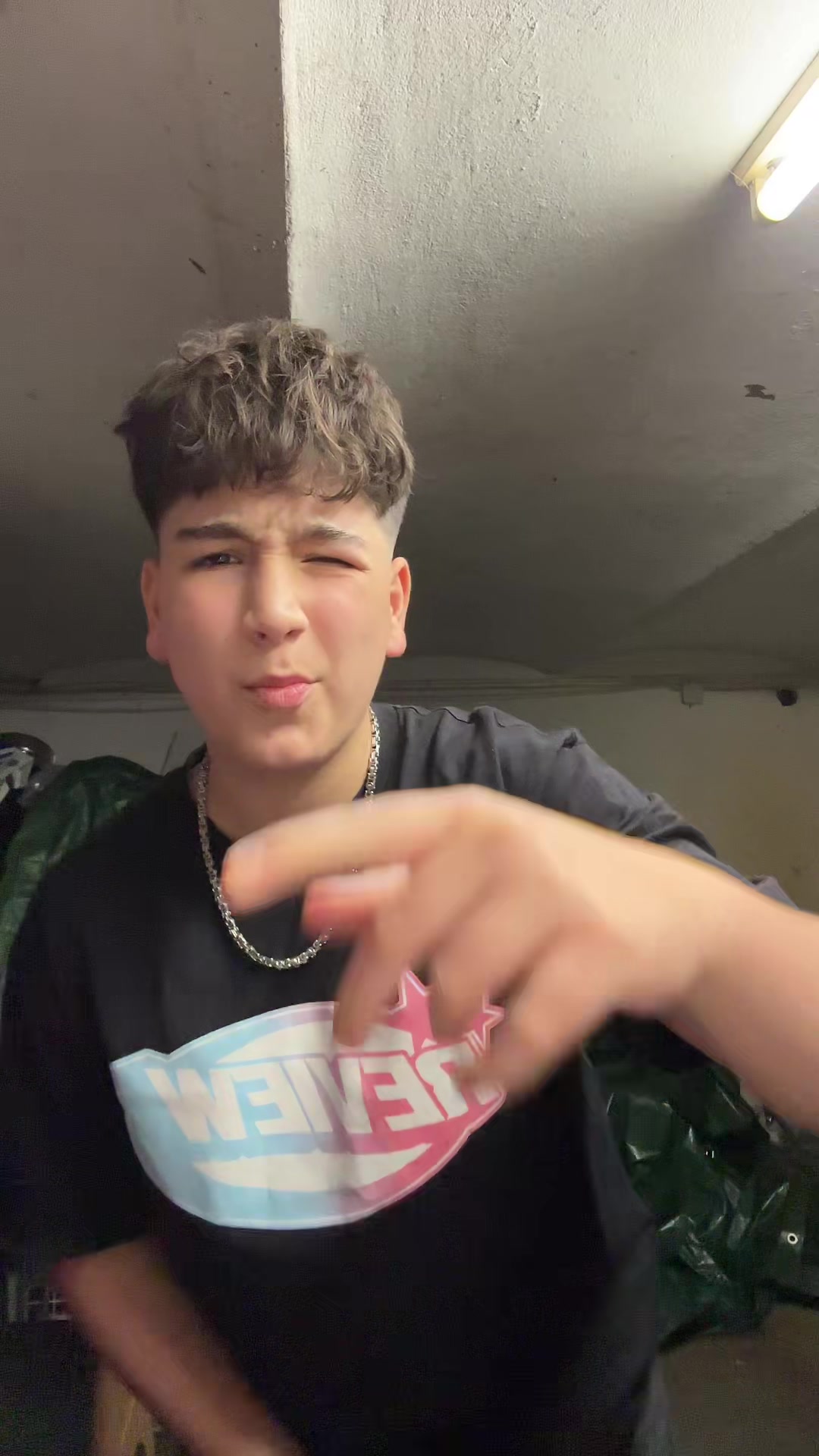 @amirx.rzn