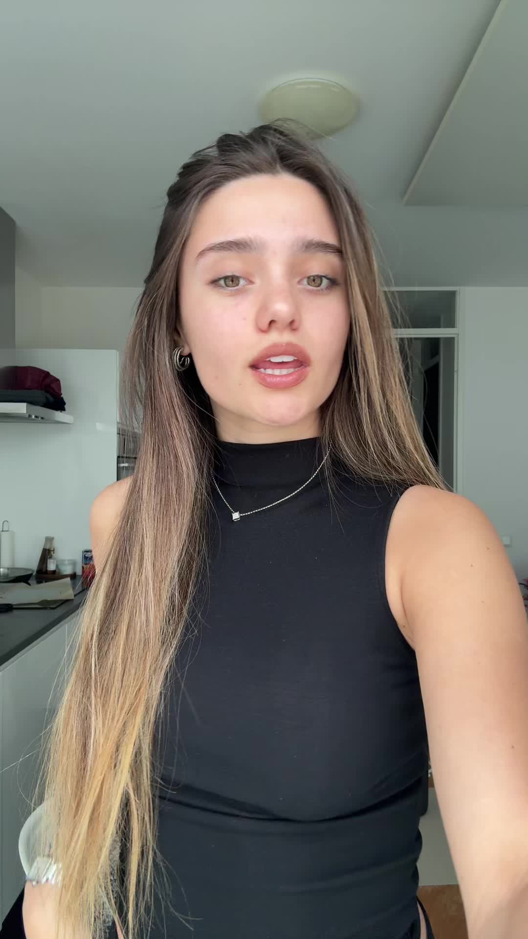 @alixx