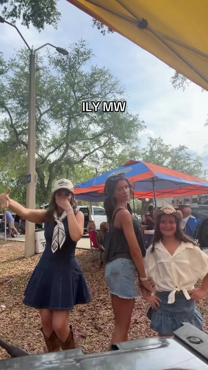 @sav🤠🪩🩵