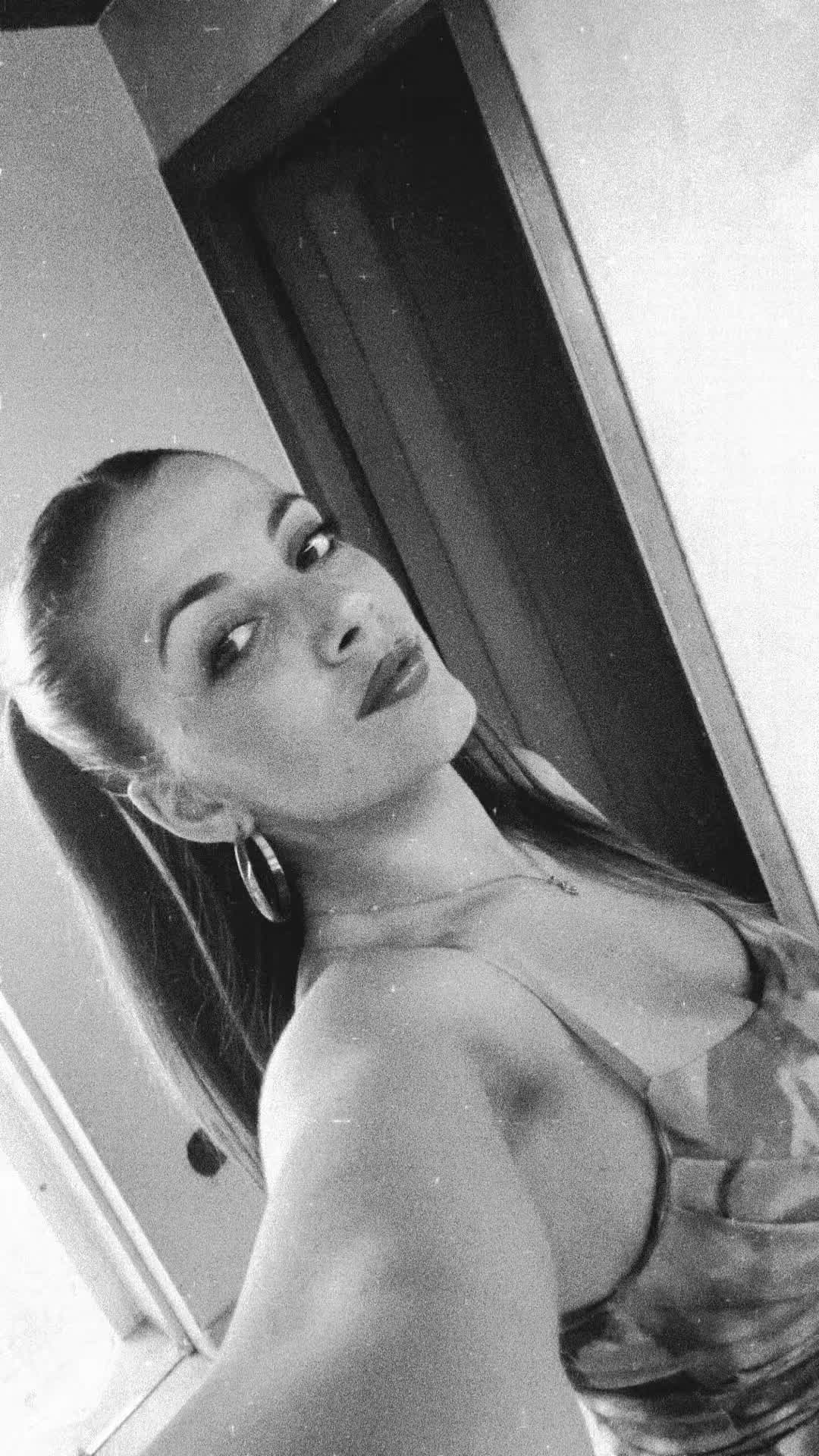 @Katia Mariano919