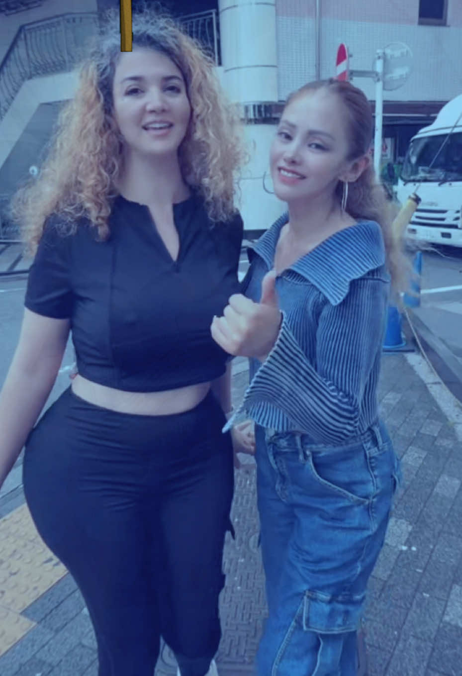 @Rosalía de la Madrid