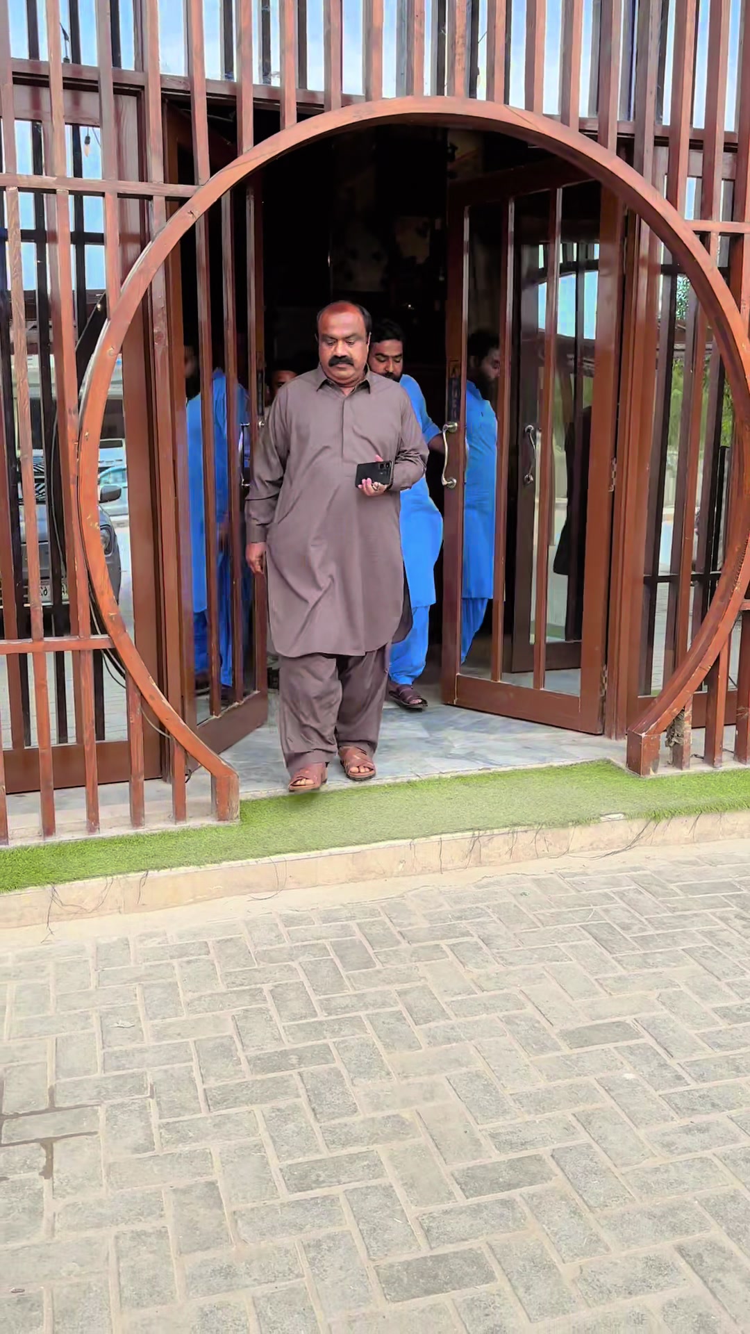 @Imran Ali JaNwErY
