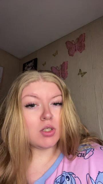 @𝒳𝑜𝓍𝑜.𝐵𝓇𝑒𝑒🦋♡
