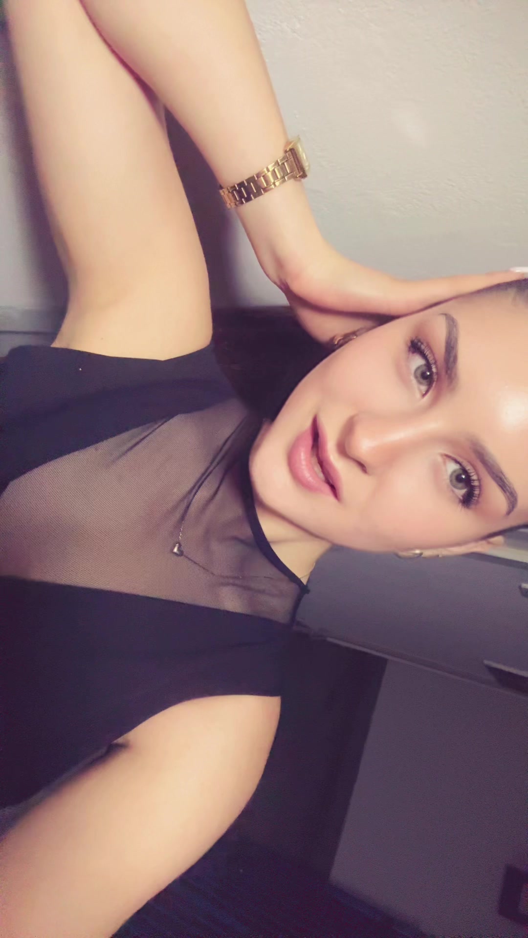 @elena🫶🏻