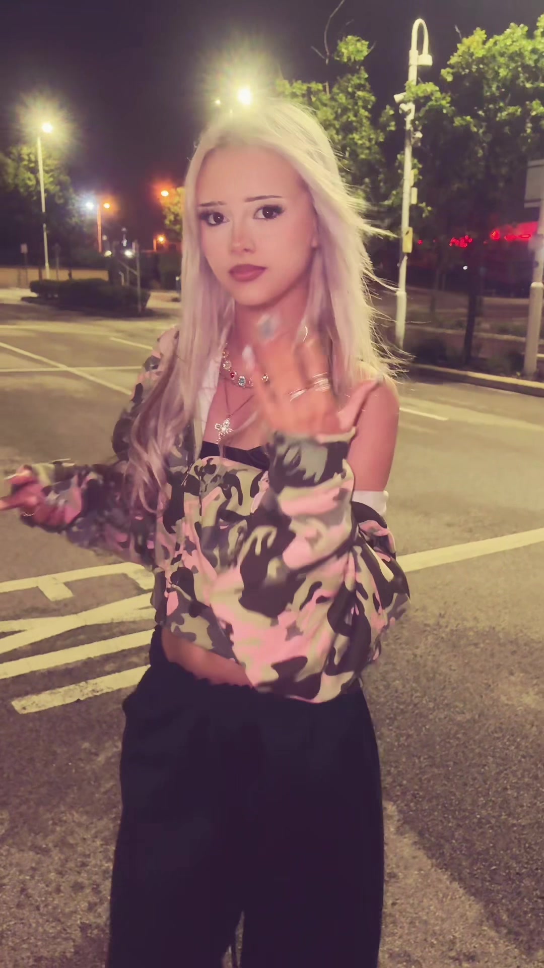 @Anaisf_xo