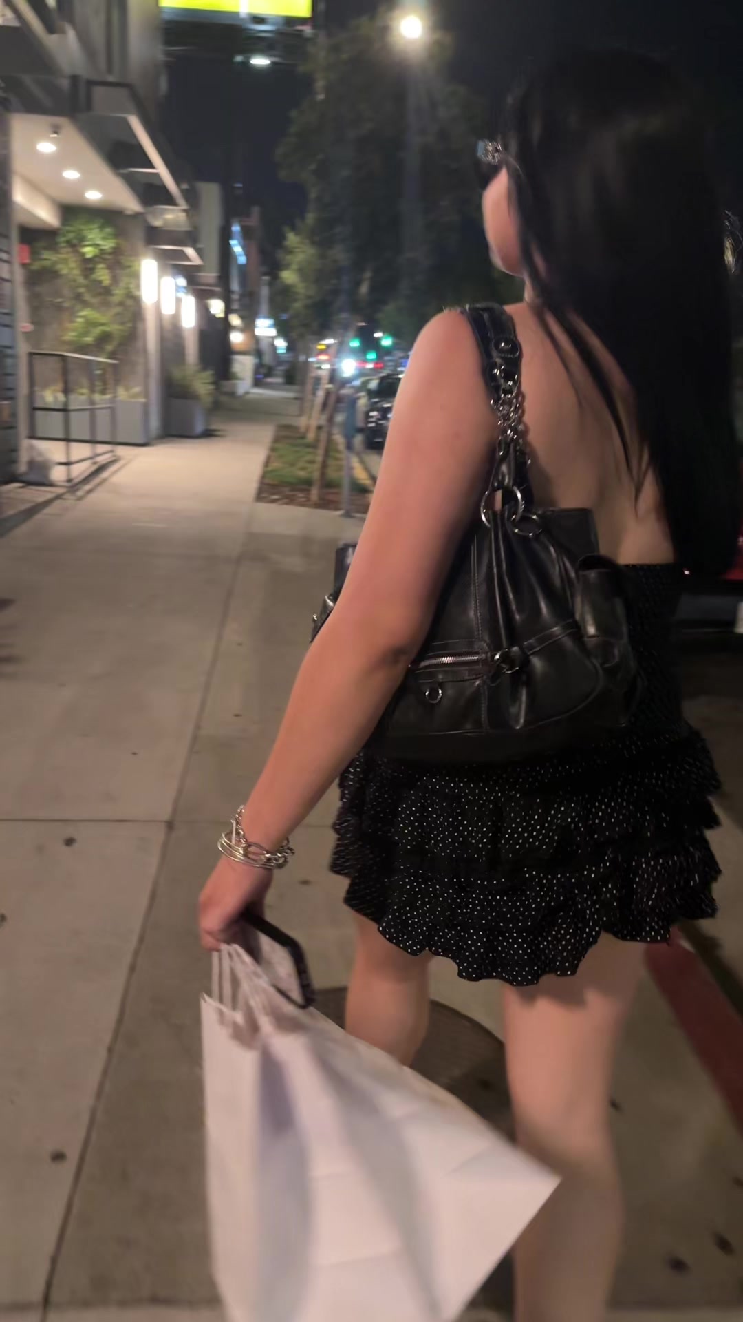 @♱