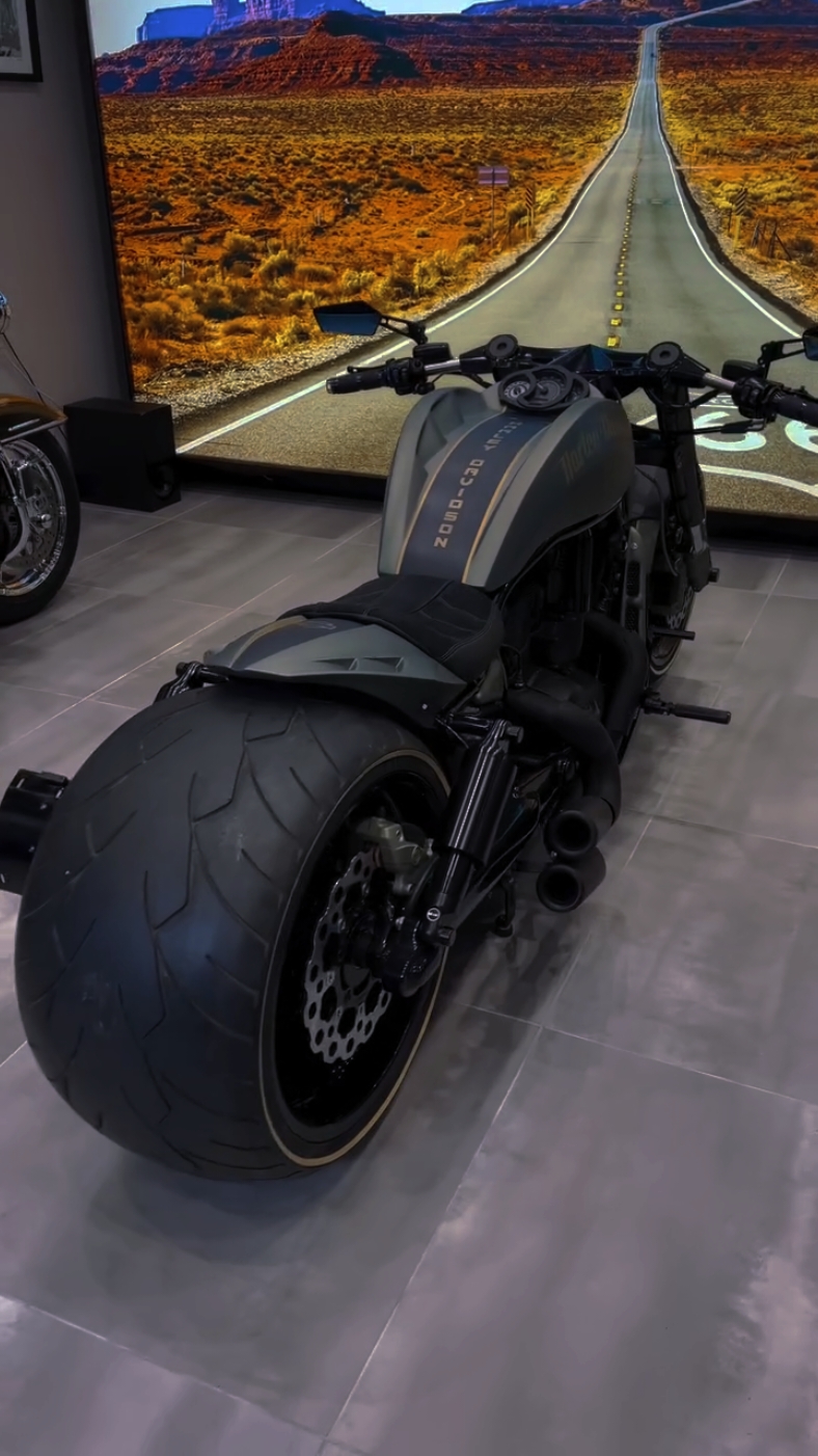 @SUPER BIKE
