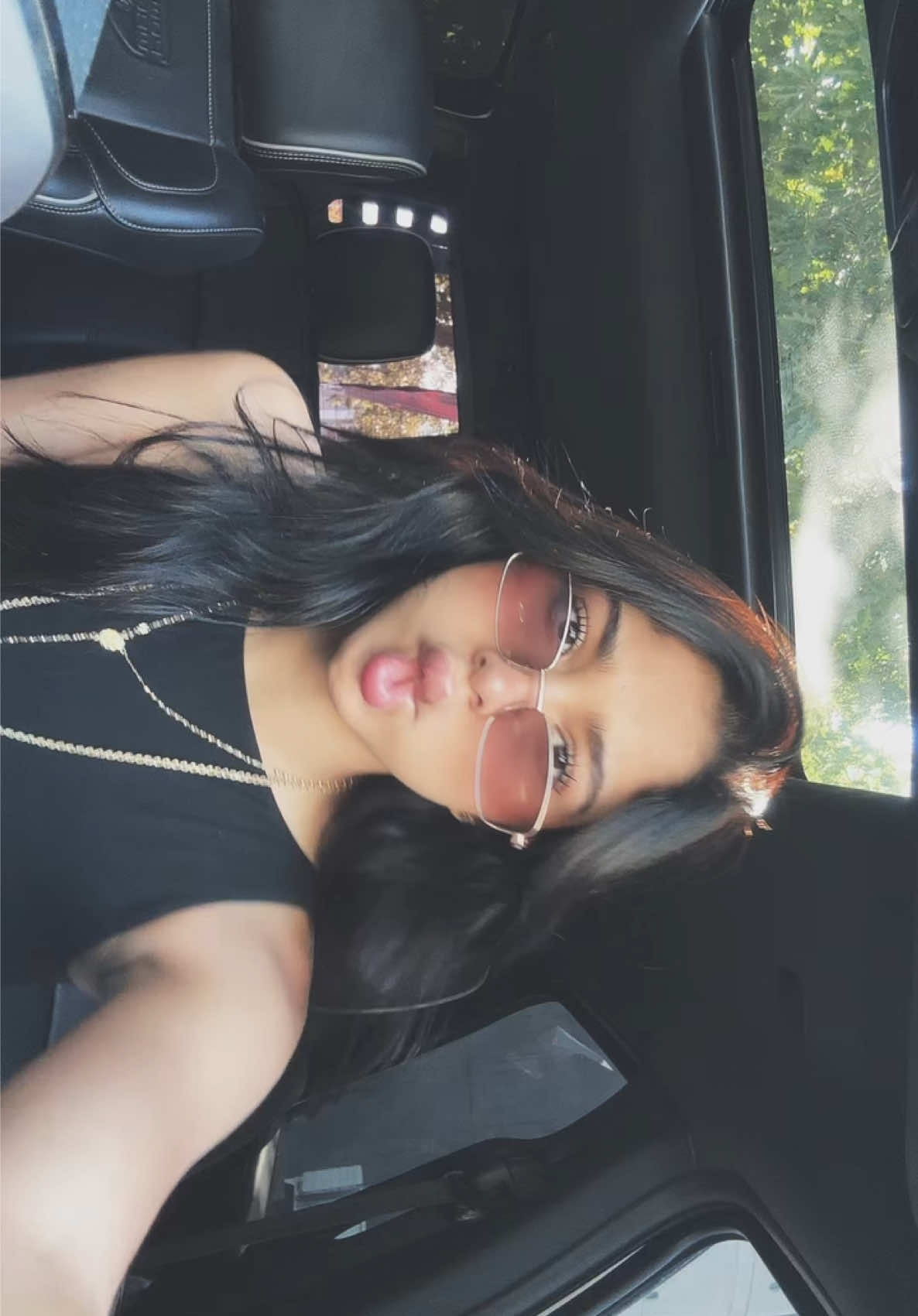 @crystalnevarez_
