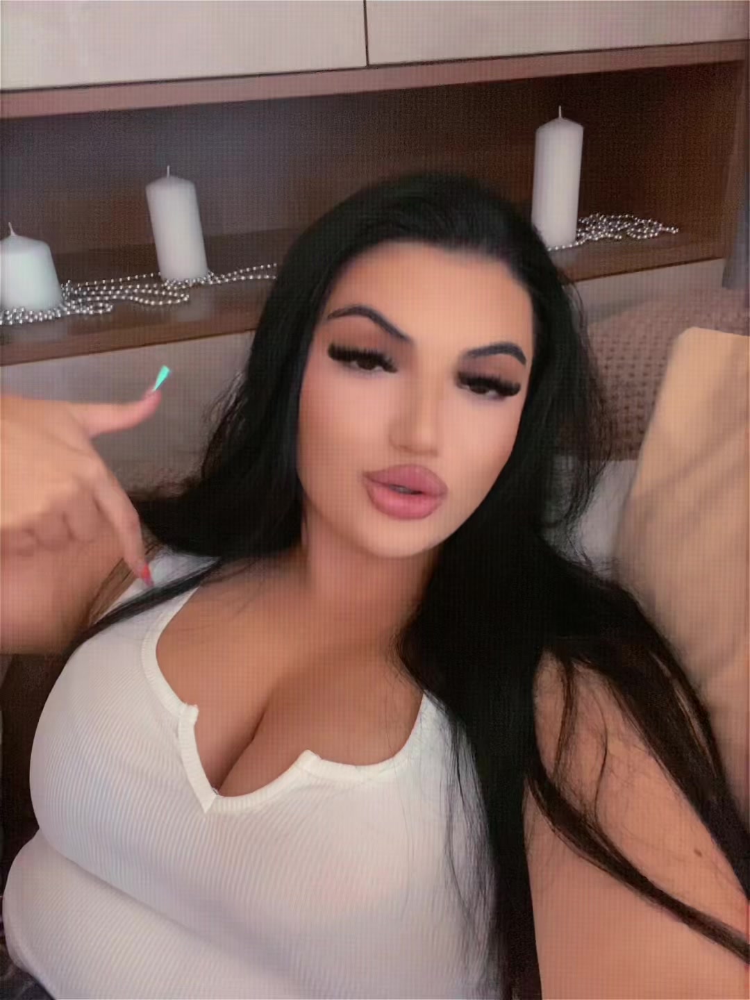 @🖤