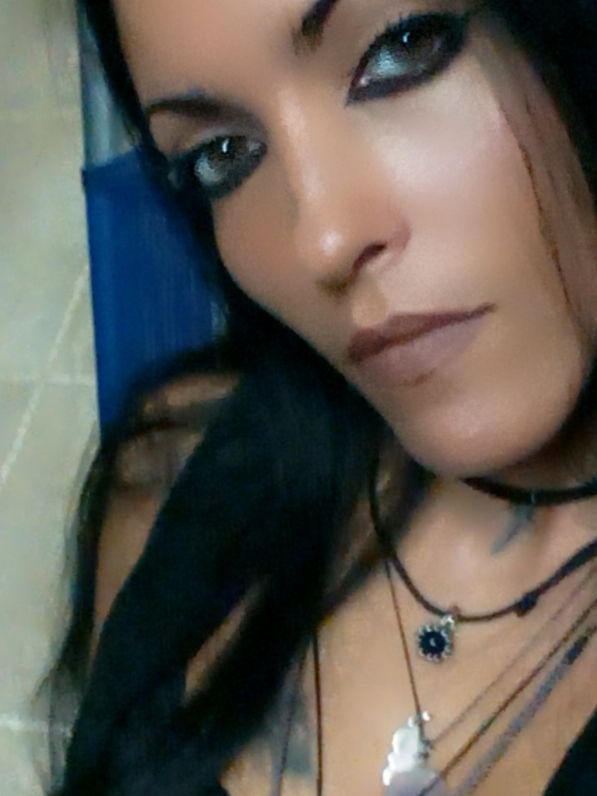 @Lucia Carmen Russo