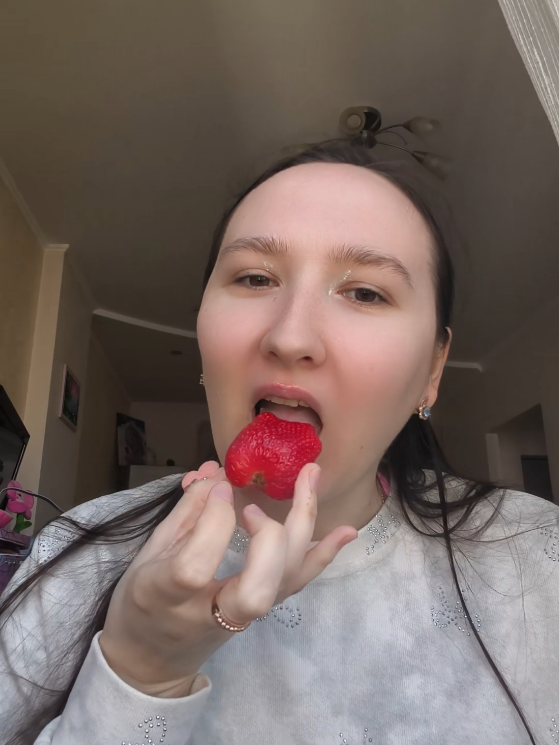 @White_African_Girl