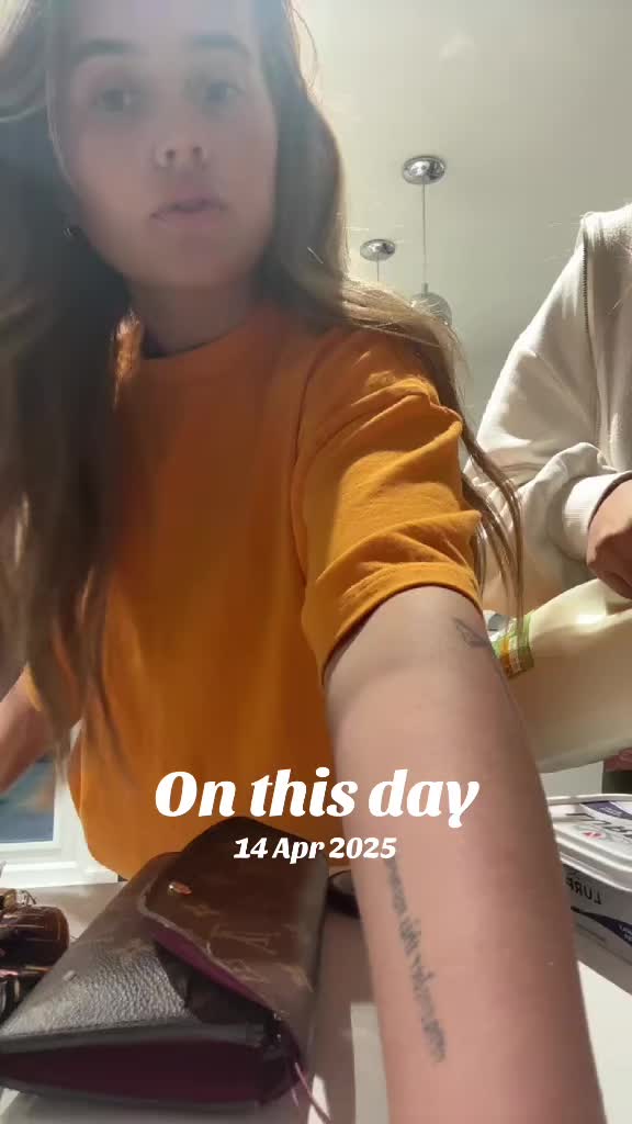@Ali🐝